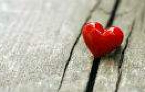 5 cele mai bizare povesti de dragoste din carti