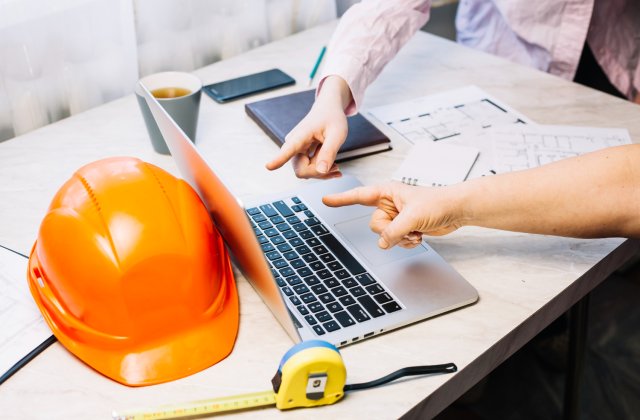 Optimizarea costurilor operaționale: Cum mentenanța preventivă a echipamentelor &icirc;ți poate salva bugetul