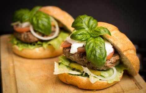 Transformarea radicală a Beyond Meat: ce schimbări pregătesc pentru a-și salva afacerea?