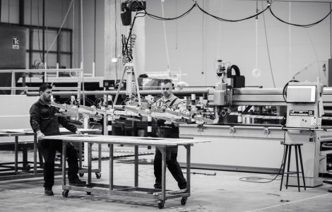 Descoperă secretul mobilei premium românești care transformă afacerile!