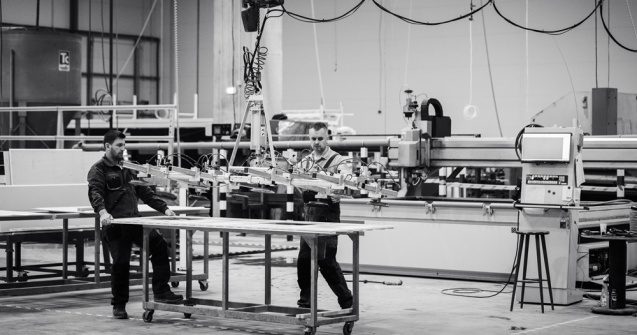 Descoperă secretul mobilei premium românești care transformă afacerile!