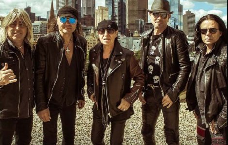 SCORPIONS a lansat videoclipul „Blackout (Coming Home Live)” și o colecție limitată de timbre!