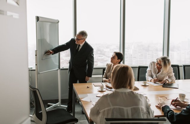 De la viziune la realitate - pași strategici pentru creșterea afacerii tale &icirc;n următorul an