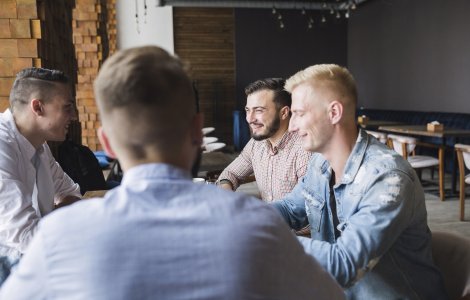 Resurse esențiale pentru antreprenorul modern: Ce nu trebuie să-ți lipsească din arsenalul de cunoștințe