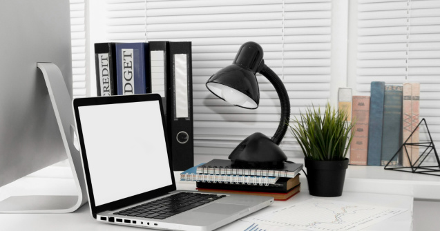 Optimizarea spațiului de lucru: Soluții practice pentru un birou organizat