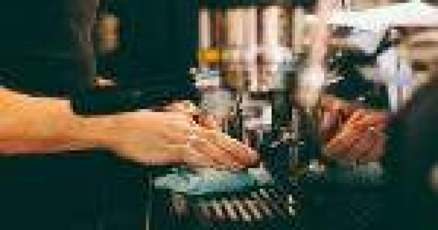 Cel mai bun barman al anului 2013, ales la Barmaniada