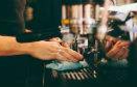 Cel mai bun barman al anului 2013, ales la Barmaniada