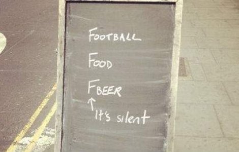 Cum isi atrag barurile clientii: 5+1 mesaje de intampinare poznase