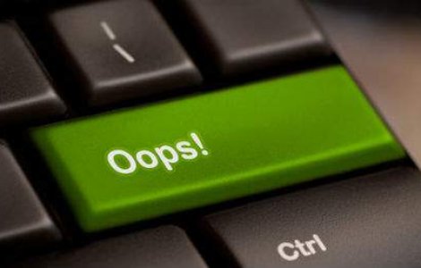  Top  Cele mai stupide mesaje postate pe Facebook