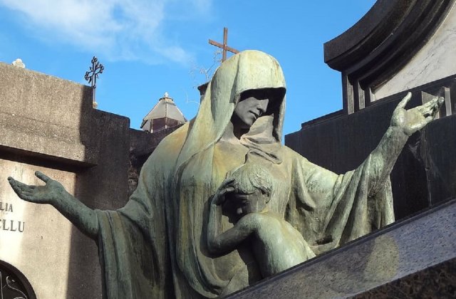 Cele mai de &icirc;ncredere servicii funerare din București &ndash; top recomandări