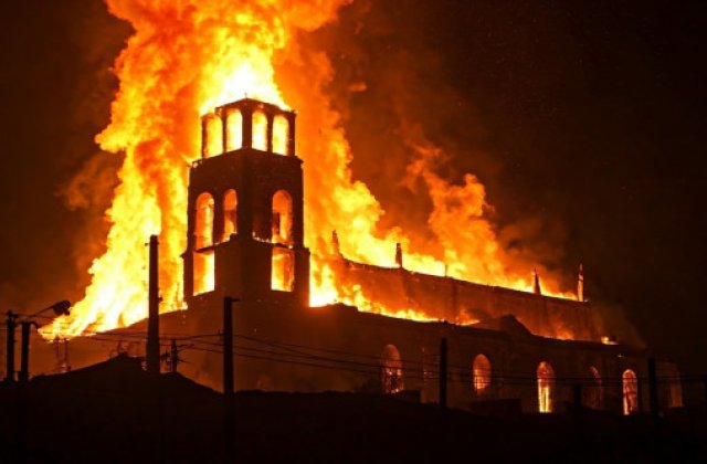 Tragedia celor 116 copii care au pierit &icirc;n biserica din Costești de Vinerea Mare