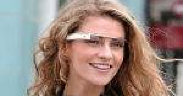 Peste 10.000 de romani au testat Google Glass
