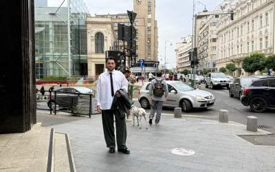 Vladimir Tătaru lansează...