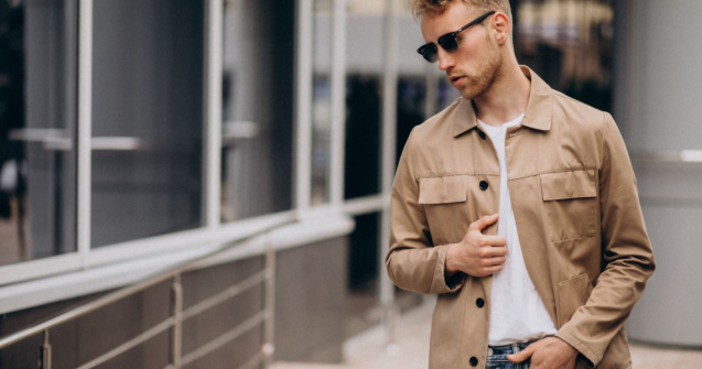 Stilul smart-casual: ghid pentru a crea o garderobă profesională și confortabilă