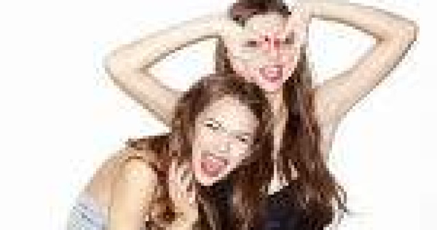 15 lucruri care ne lipsesc din adolescenta anilor 2000