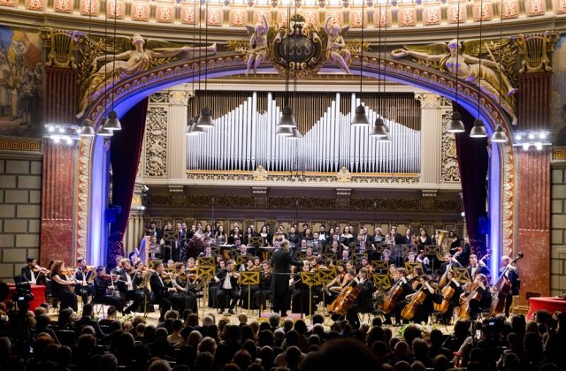 Concertul Regal Caritabil 2025 a adus pasiunea și energia muzicii de operă la seara de gală organizată &icirc;n susținerea tinerilor artiști