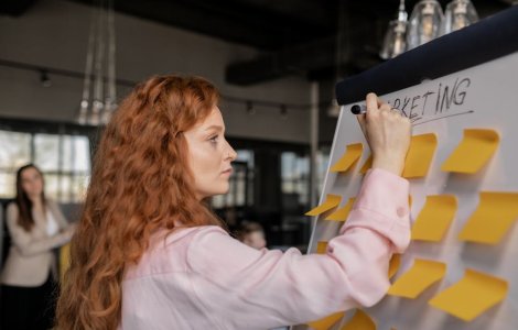 Strategii de creștere pentru afacerea ta: 4 direcții de dezvoltare și cum le finanțezi