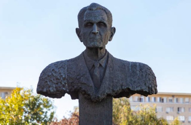 11 noiembrie 1995: Se stingea din viață Corneliu Coposu, numit &rdquo;președintele moral al Rom&acirc;niei&rdquo;