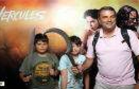 Care sunt cele 4 vedete care au avut ocazia sa testeze recuzita originala din 'Hercules'?