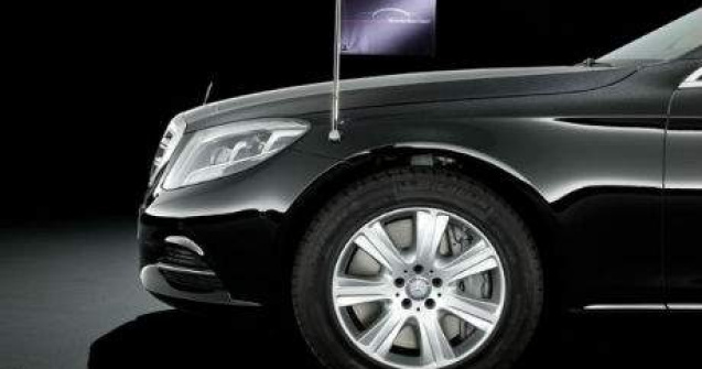 Muschi si rezistenta balistica: Mercedes S 600 Guard - o fortareata