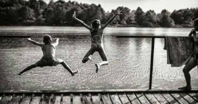 Vara la tara: 15 fotografii care iti vor aminti de verile copilariei