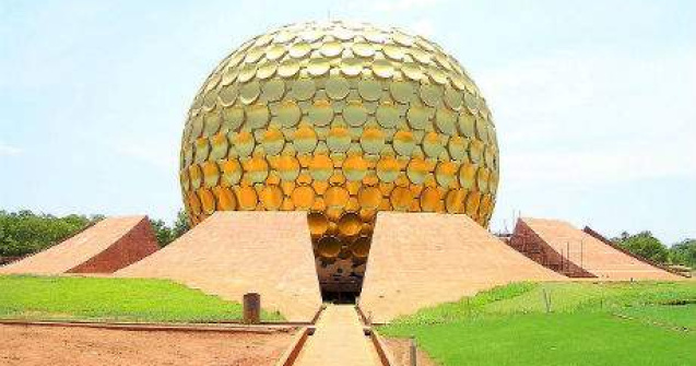 TOP 5 cele mai ciudate orase ale lumii