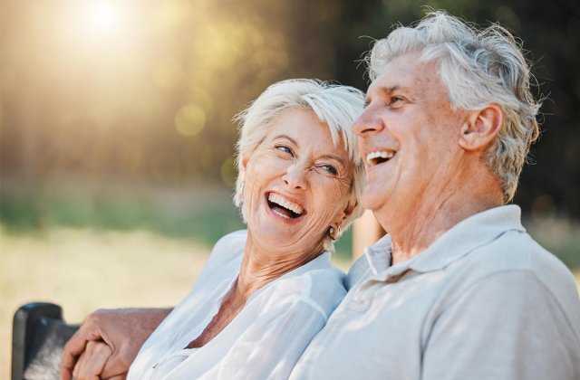 Cum simți că seniorul tău e pe m&acirc;ini bune?