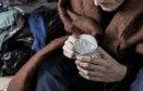 Cum schimba doi prieteni lumea cu o dubita si doua masini de spalat