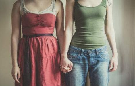 8 intrebari despre sexul intre lesbiene pe care nu ai indraznit sa le pui