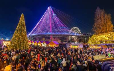 Peste 2 milioane de...