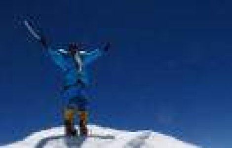 Pe Everest, fara oxigen - prima ascenesiune pentru Romania