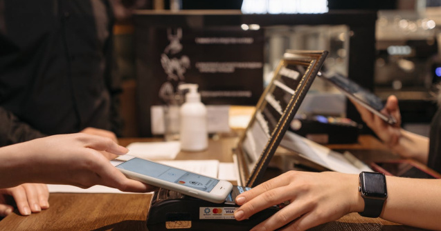 Smart retail: cum alegi soluția fiscală corectă pentru o afacere modernă