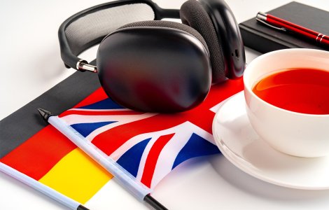 O limbă străină învățată de mic te duce pe culmi mari