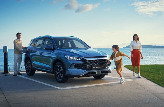 BYD lansează SEALION 5 DM-i, SUV-ul de familie cu flexibilitate Super Hybrid pentru viața de zi cu zi 