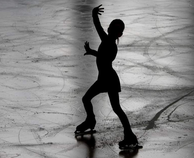VIDEO: Acum 28 de ani Surya Bonaly a fost sancționată pentru aceeași mișcare
