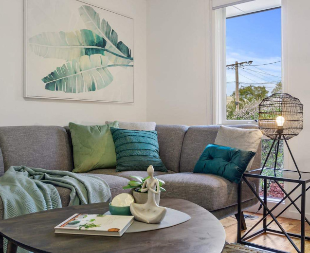 Ai un buget mic pentru renovare? 5 trucuri ieftine pentru transformarea locuințe