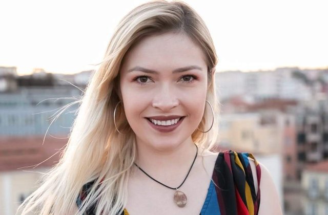 Esența eleganței discrete: cum să &icirc;ți construiești o colecție de accesorii atemporale