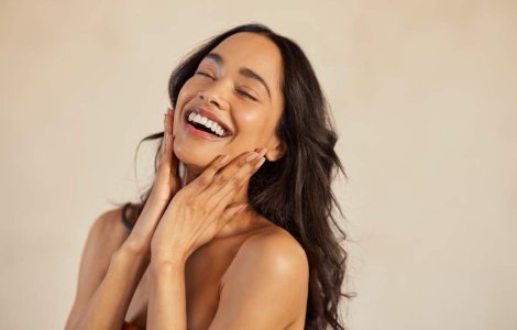 Acid glicolic pentru ten: beneficii, indicații și mod de folosire...