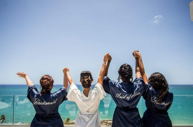 Cum organizezi cea mai reușită petrecere a burlăcițelor? 8 sfaturi practice care să te scoată din impas