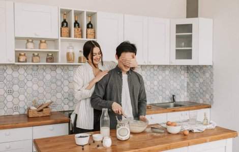 Glumă sau posibilă rană? Cum deosebești tachinarea sănătoasă de...