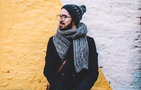 Stil și funcționalitate în sezonul rece: cum alegi pantofii potriviți pentru ținutele office și casual