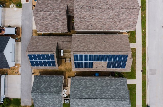 Adio facturi la energie? Ce &icirc;nseamnă, de fapt, nZEB 