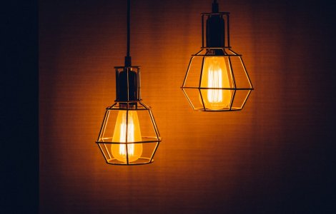 Greșeala pe care o fac mii de oameni când își aleg iluminarea în casă