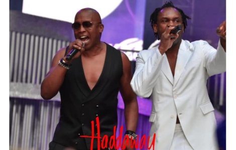 Două legende ale anilor ’90 se întâlnesc pe aceeași scenă la București