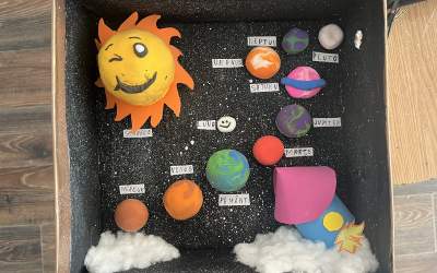 Peste 540 de școli din...