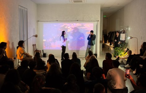 Seria de evenimente secrete în locuri secrete marca „Who’s On Stage?” prinde contur în București