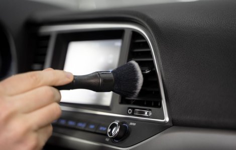 Confort termic fără compromisuri: 4 soluții pentru un aer curat în mașina ta