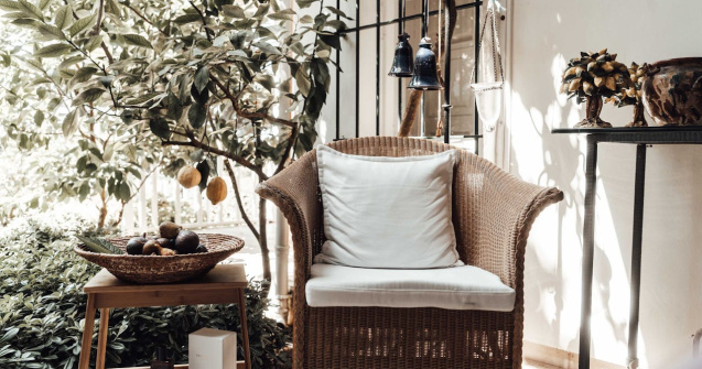 Ghid complet pentru îngrijirea și amenajarea curții – by Leroy Merlin