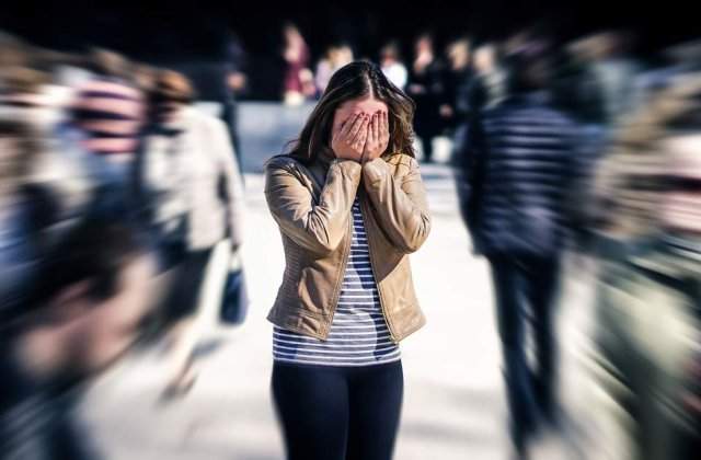 Cum știi dacă ai un atac de panică și ce trebuie să faci ca să &icirc;l controlezi