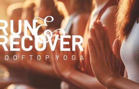 Run In Bucharest a organizat „RUN &amp; RECOVER ROOFTOP YOGA”